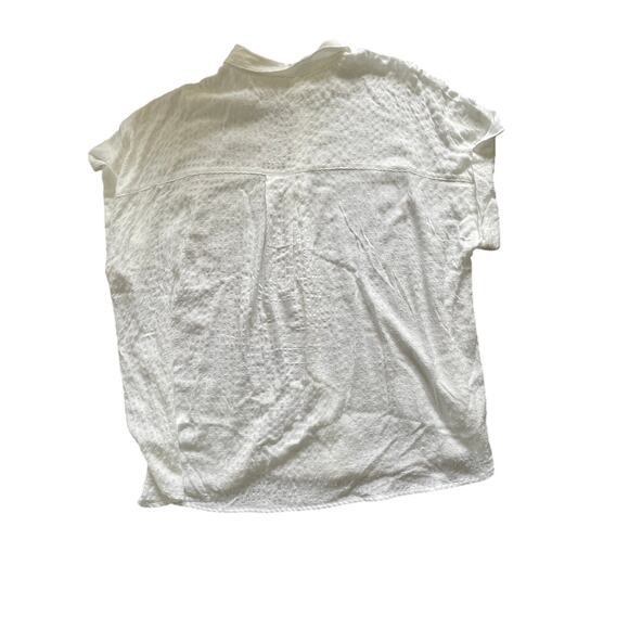 JANE + DELANCEY, SIZE 2X, WHITE BUTTON DOWN TUNIC - Picture 2 of 2